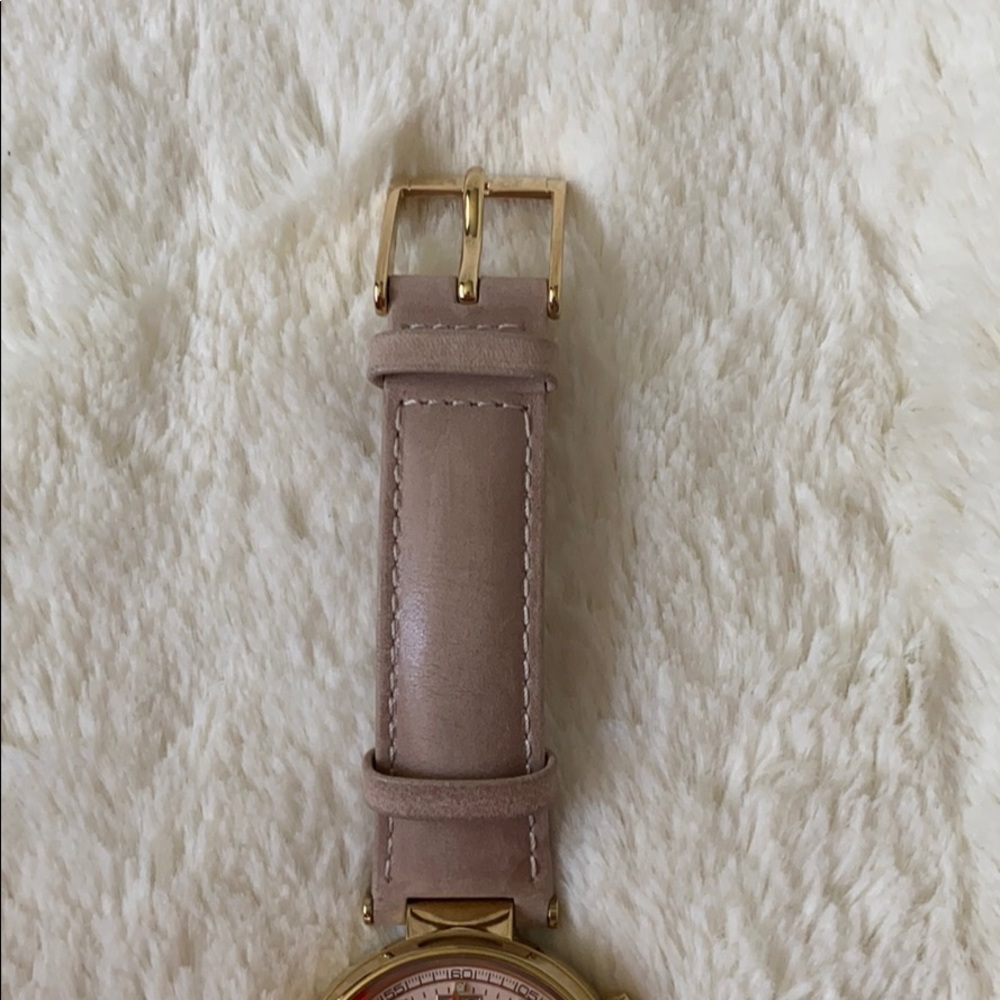 Michael Kors Watch - Picture 4 of 8